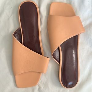 Brand new STAUD sandals 38